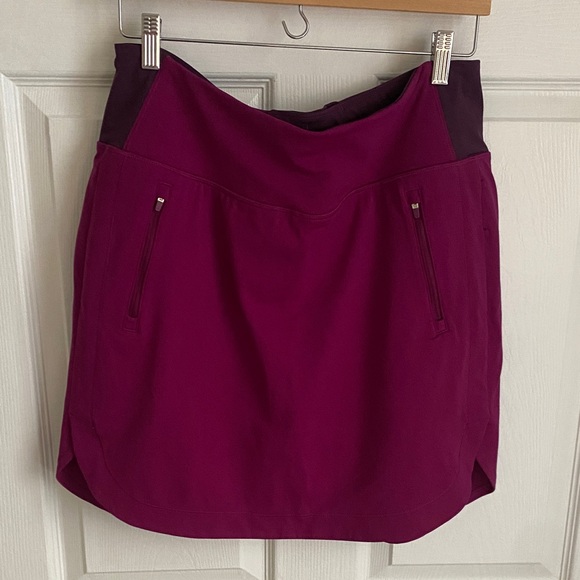Athleta Fairway Golf Skirt Skort 18" High Waist Built In Shorts Large - Picture 3 of 10